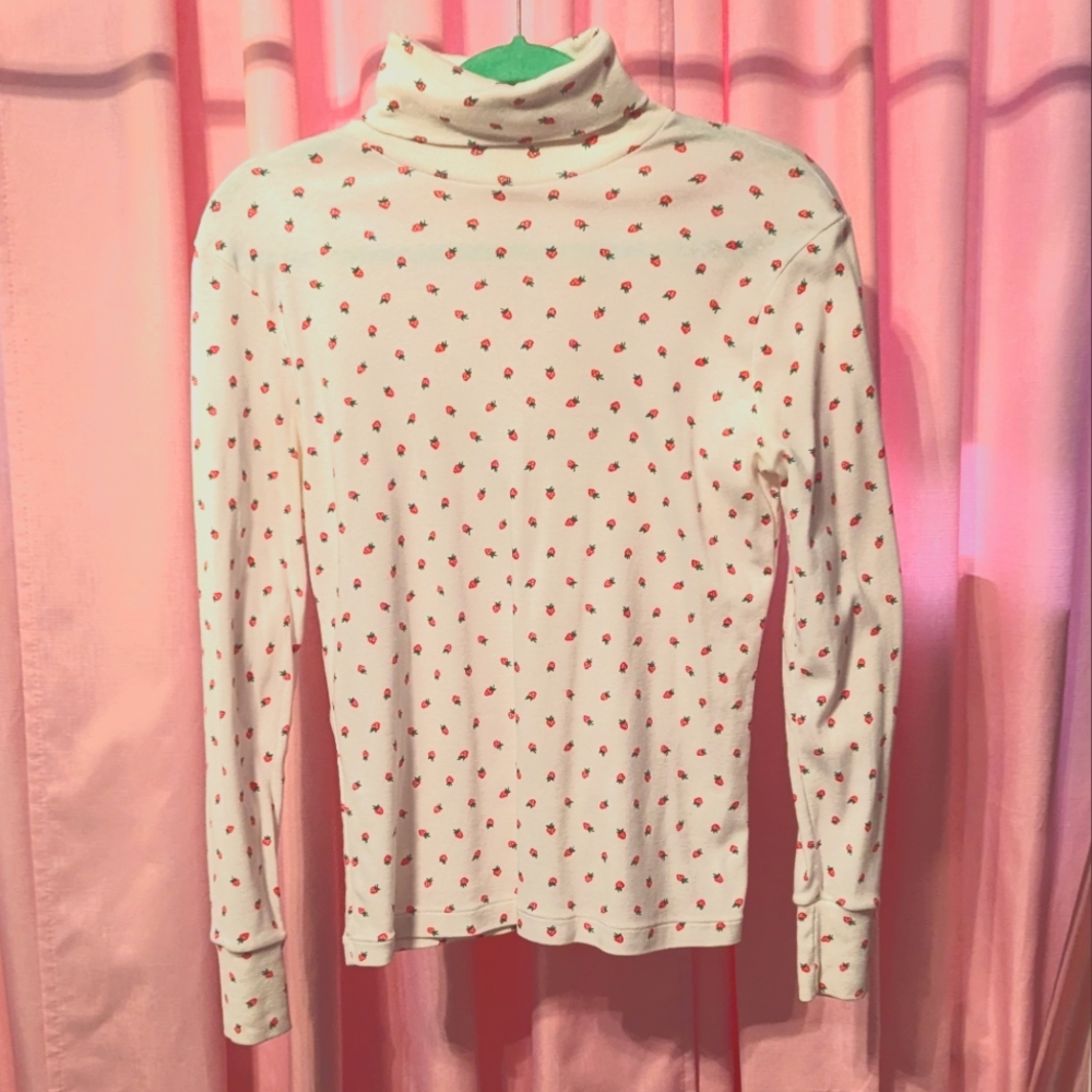 L.L. Bean Strawberry turtleneck